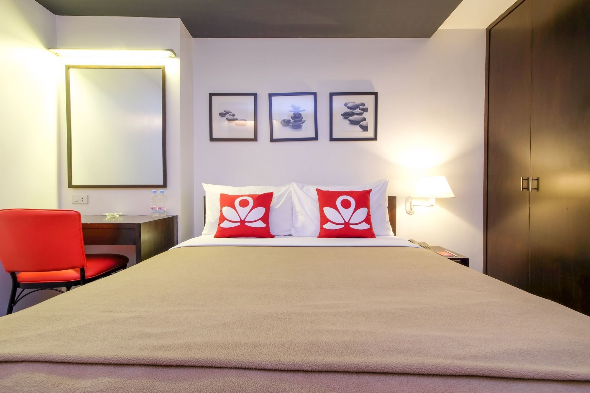 סן פדרו מקאטי Zen Rooms Durban Poblacion Makati מראה חיצוני תמונה